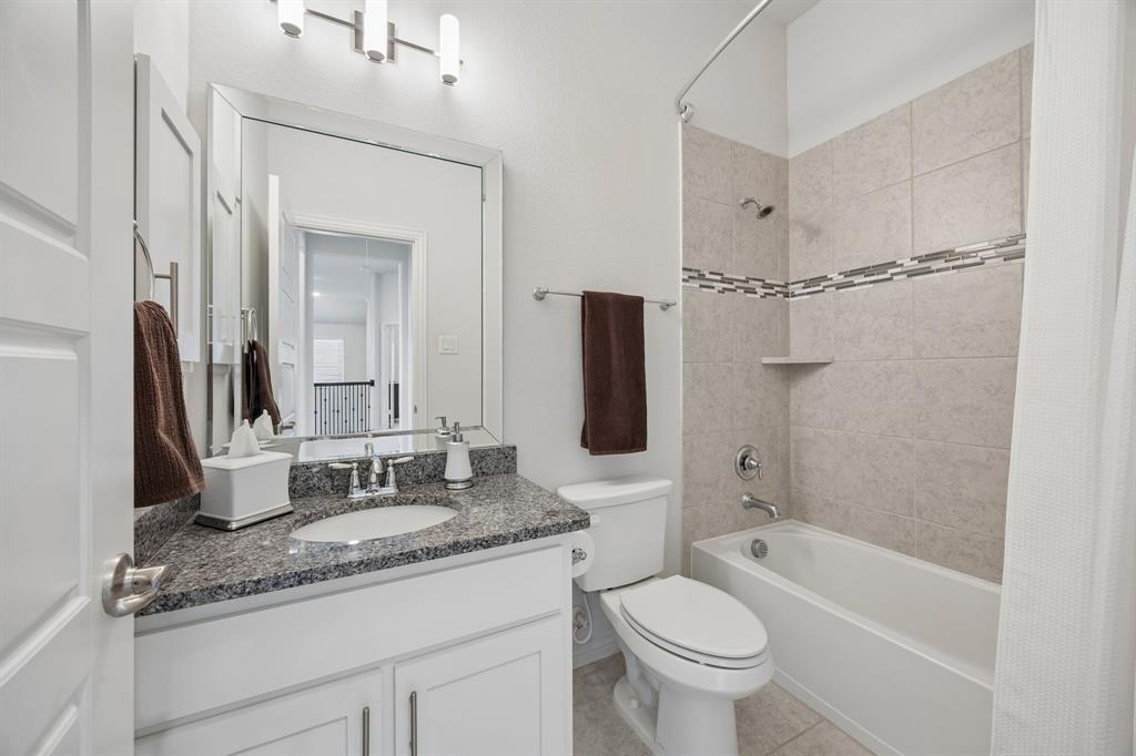 261 Golden Gate Drive Property Photo 18