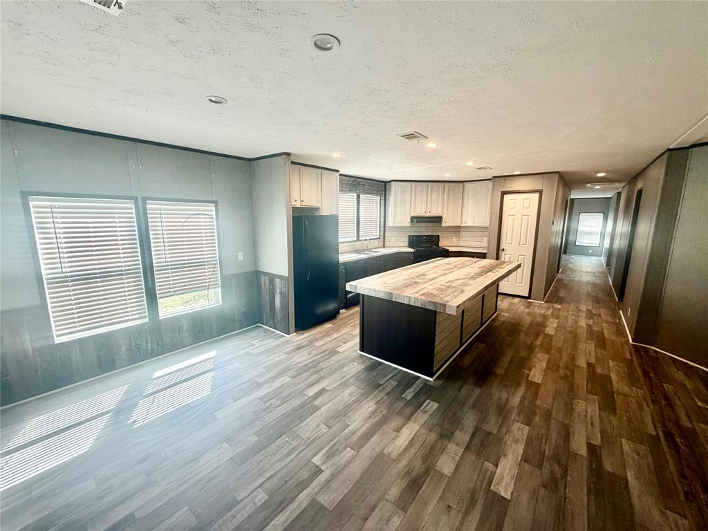 185 Albert Lewis Way Property Photo 3