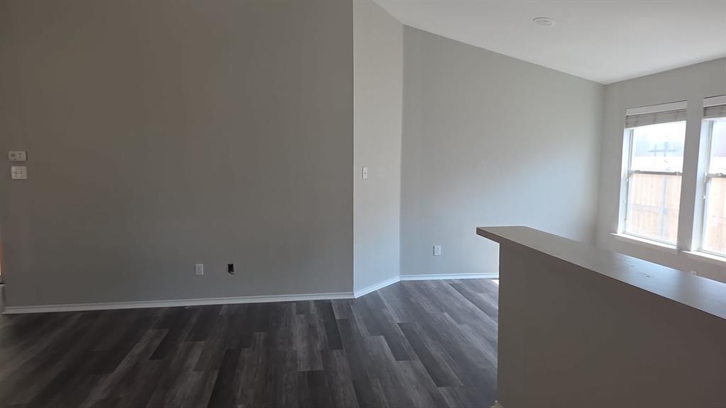 2129 Charmion Lane Property Photo 11