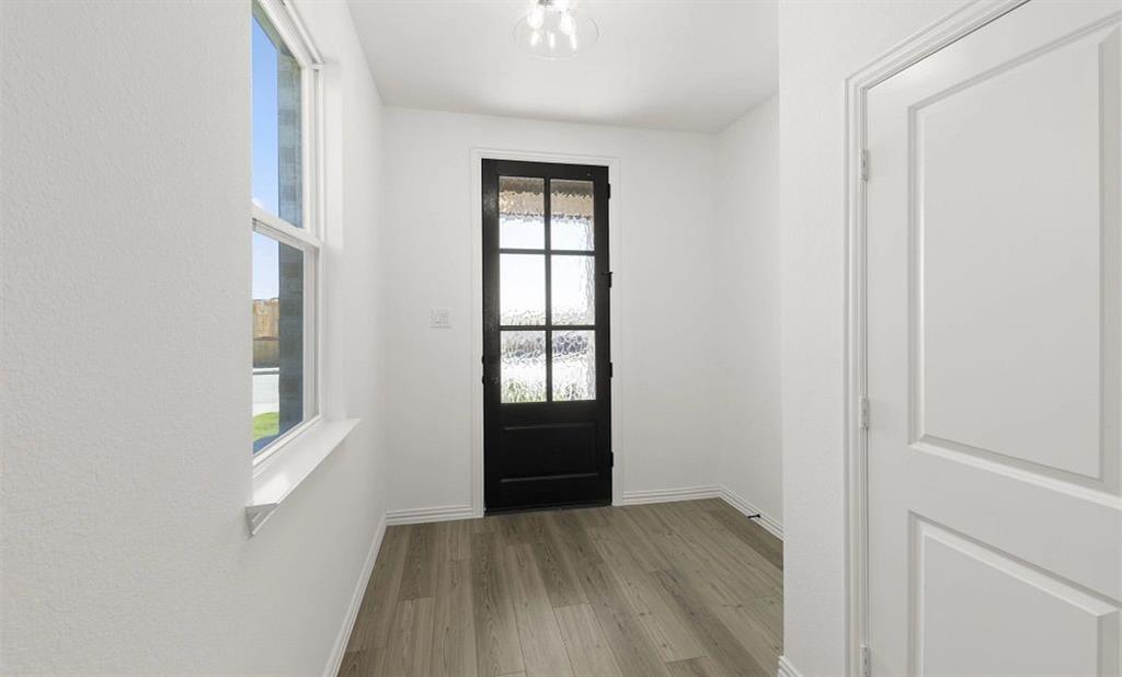 14217 Gallatin Street Property Photo 5
