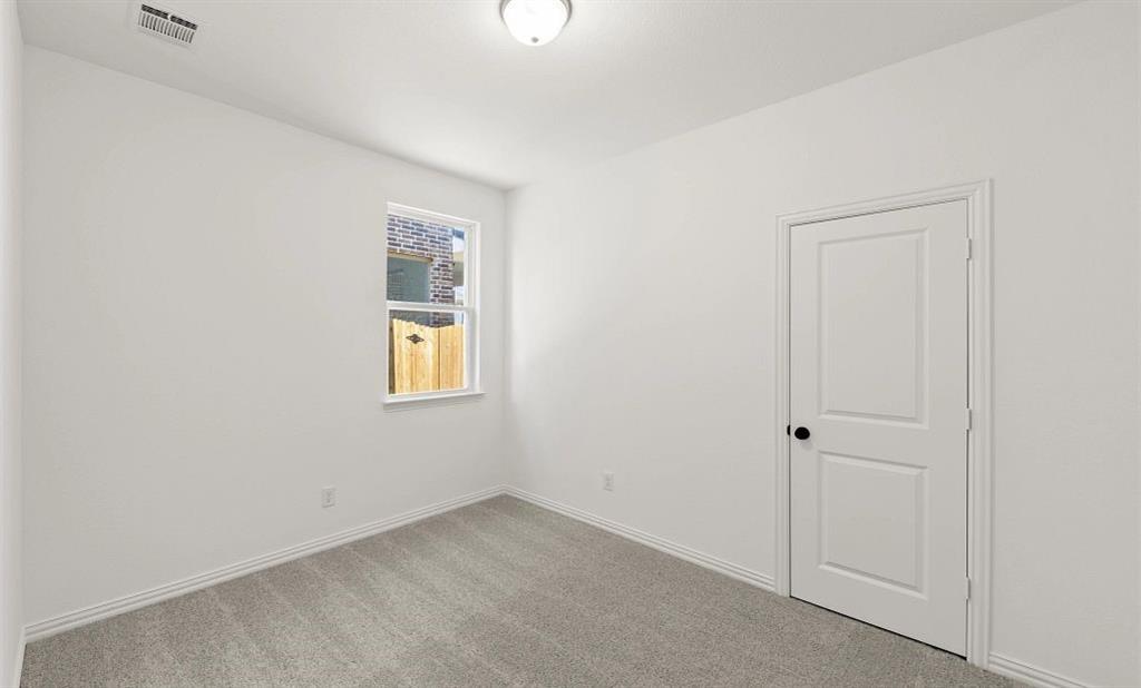 14217 Gallatin Street Property Photo 7
