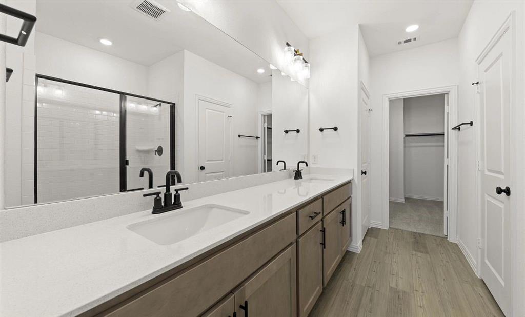 14217 Gallatin Street Property Photo 18