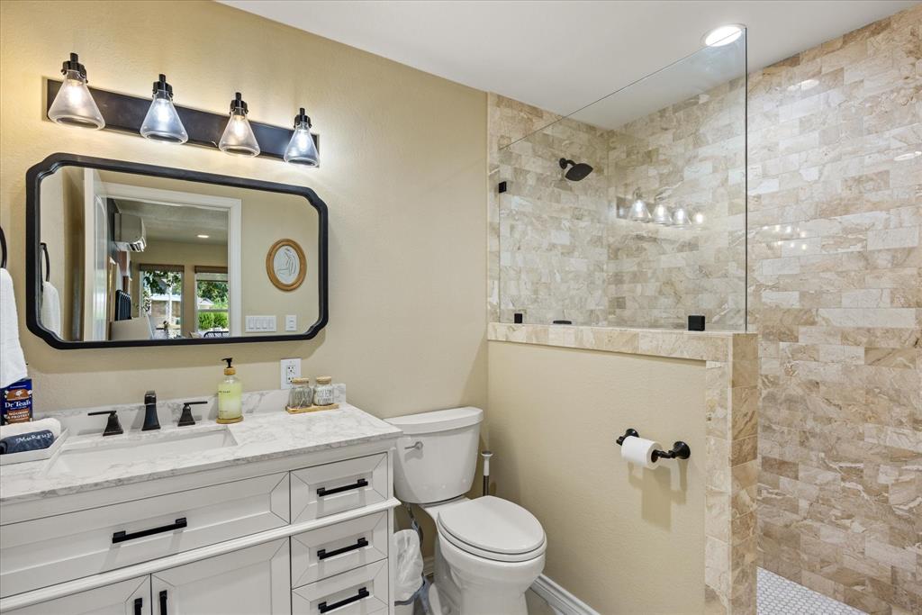 4100 Apache Trail Court Property Photo 24