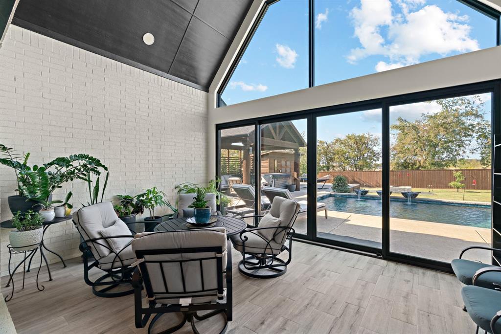 11508 Hickory Falls Drive Property Photo 6