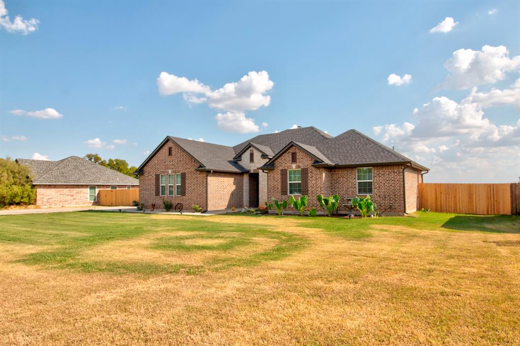 612 Fawn Trail Property Photo 4