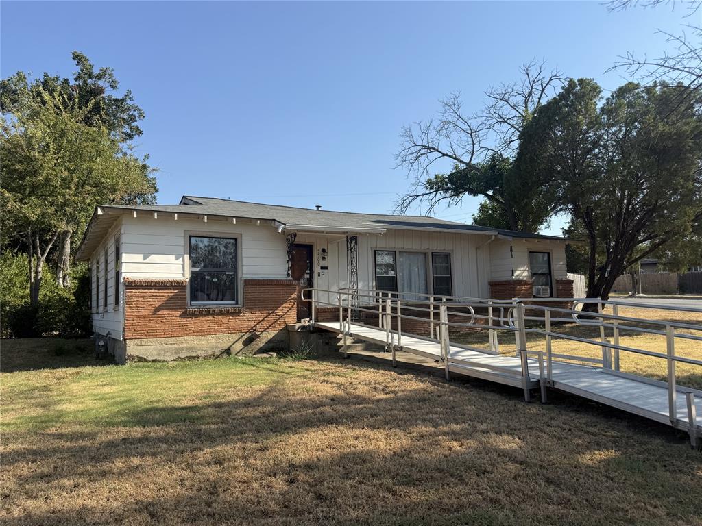 5500 Purington Avenue Property Photo 1