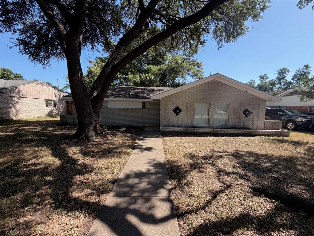 434 E Spring Valley Road Property Photo 1