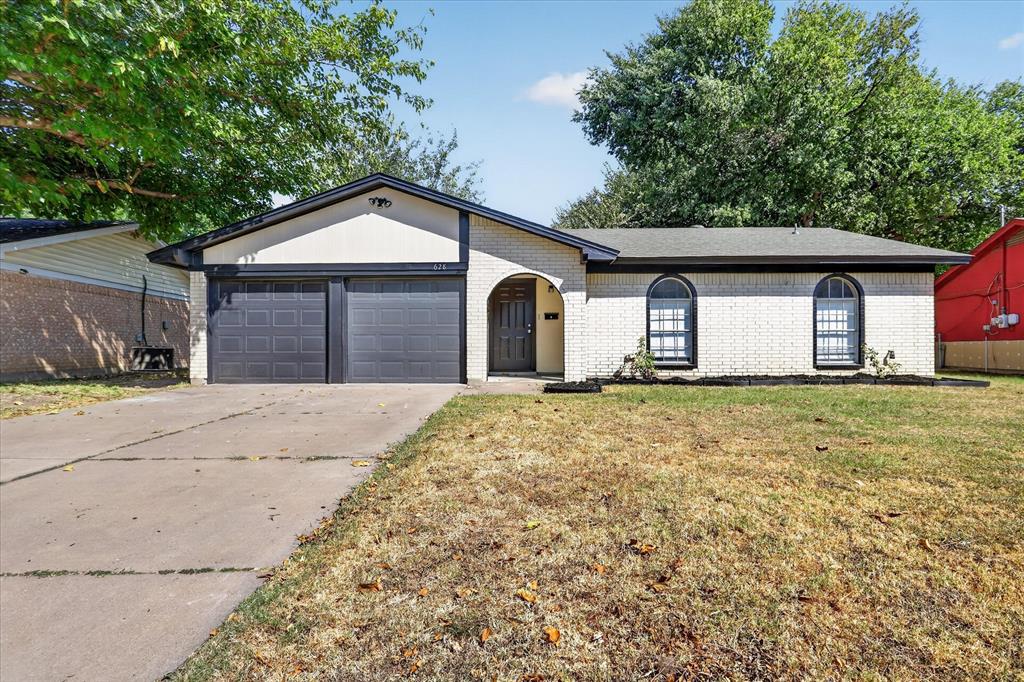 628 Lisa Street Property Photo 1