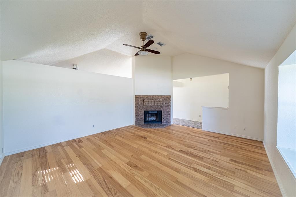 1312 Marigold Drive Property Photo 2