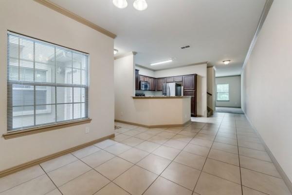 1579 Cozy Drive Property Photo 3