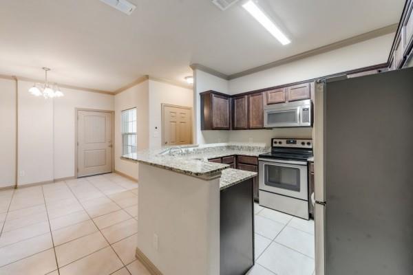 1579 Cozy Drive Property Photo 4