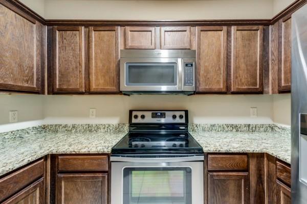1579 Cozy Drive Property Photo 5
