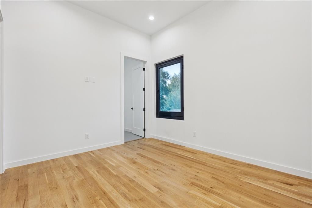3828 Eaton Drive Property Photo 17