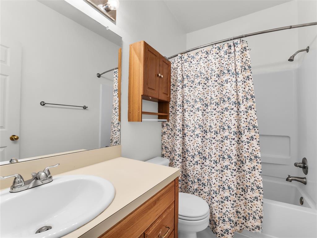 1401 Bagby Avenue 2 Property Photo 12