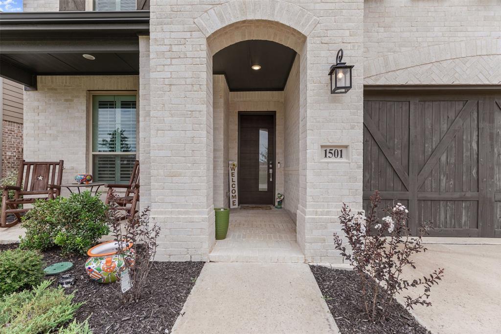 1501 Misty Pasture Way Property Photo 5