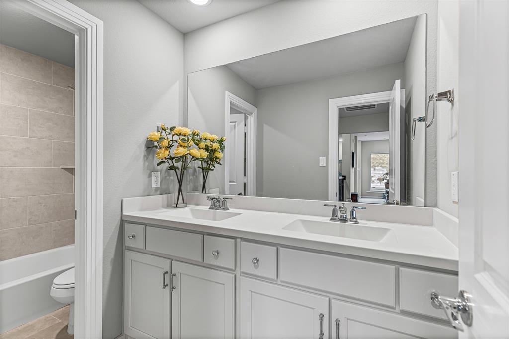 1501 Misty Pasture Way Property Photo 18