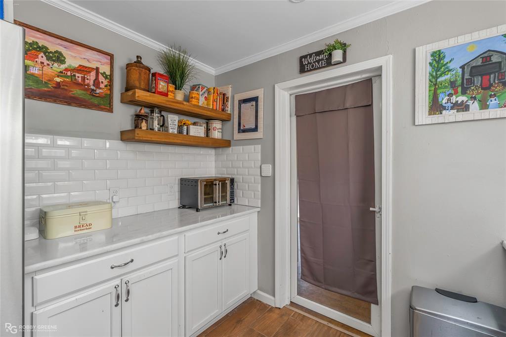 367 Leland Avenue Property Photo 13