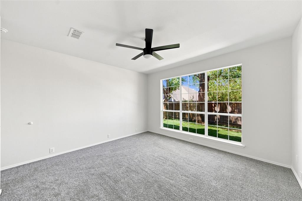 337 Bluewood Lane Property Photo 14