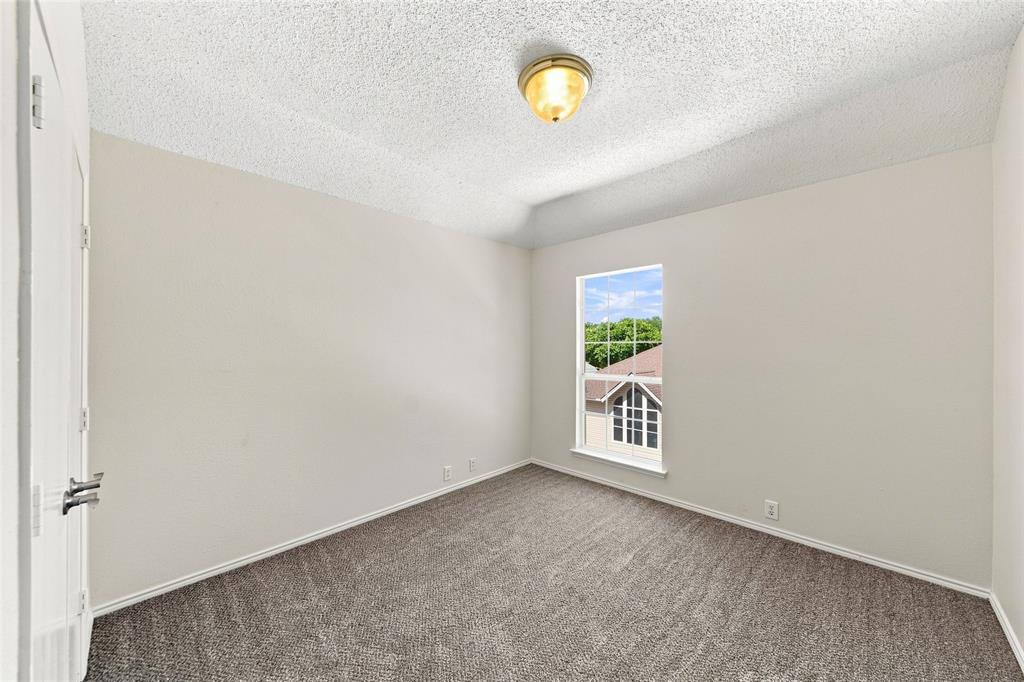 337 Bluewood Lane Property Photo 24