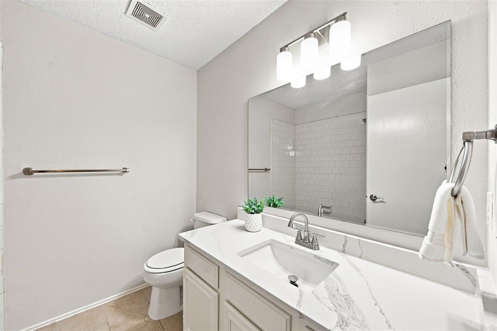 337 Bluewood Lane Property Photo 28