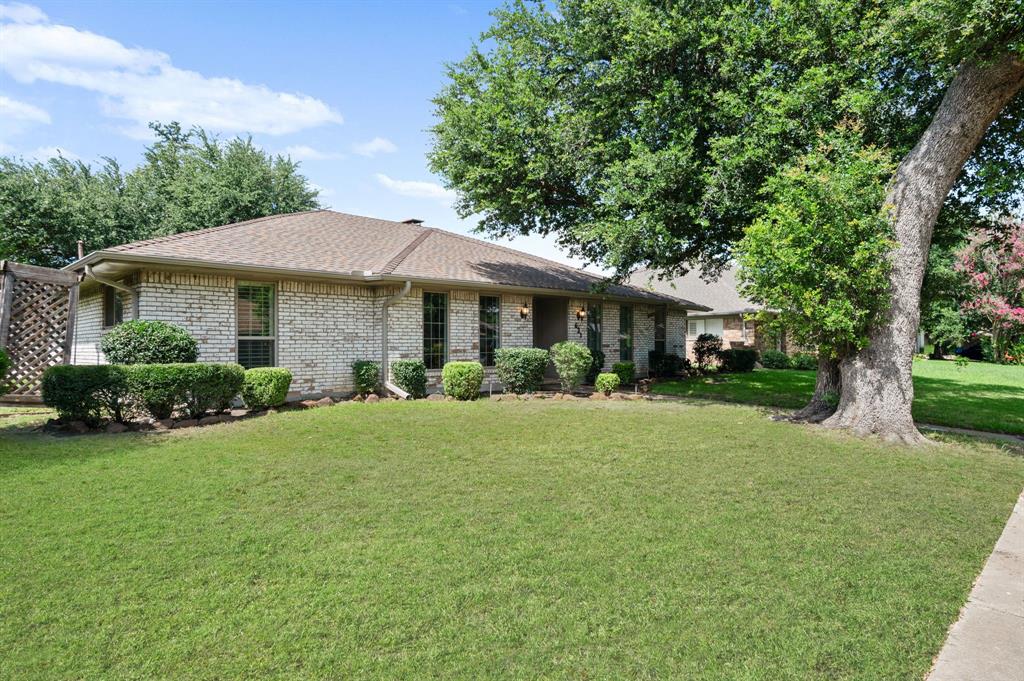 621 Harvest Glen Drive Property Photo 1
