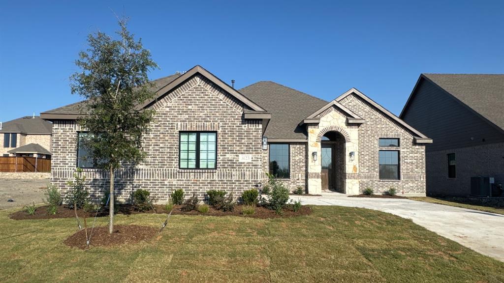 3623 Castleberry Drive Property Photo 3