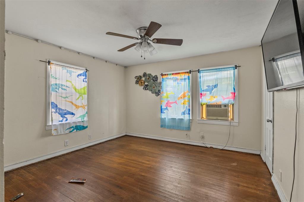 1301 E Ramsey Avenue Property Photo 9