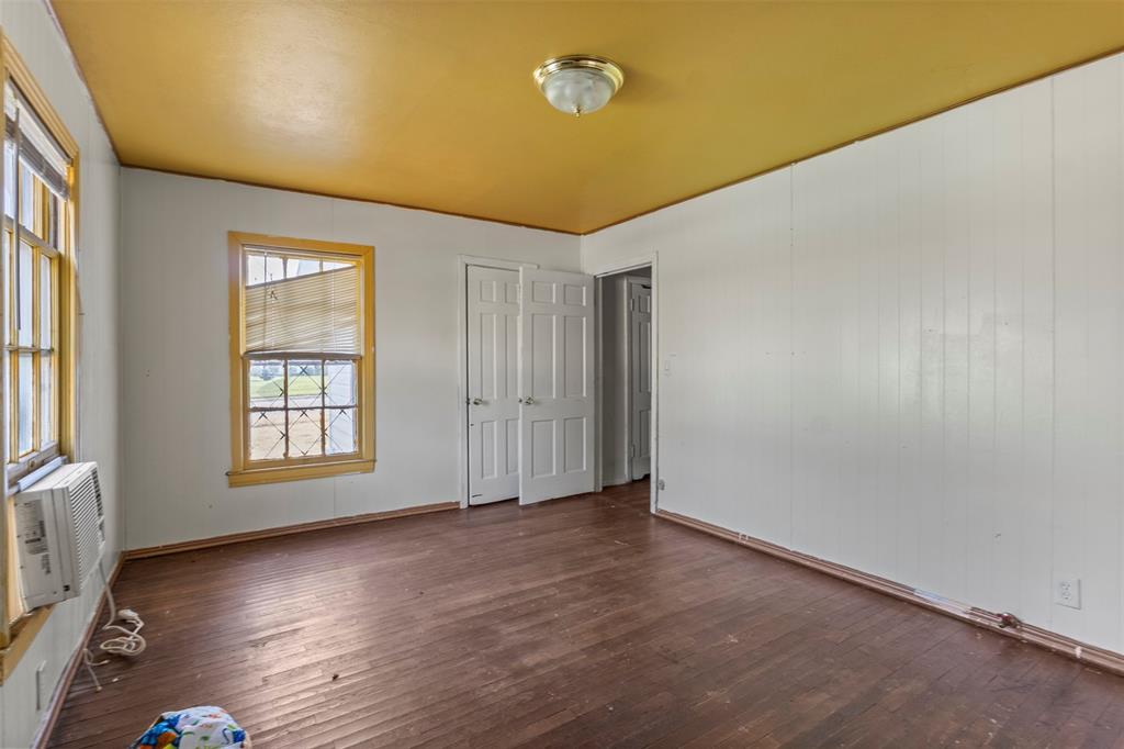 1301 E Ramsey Avenue Property Photo 13