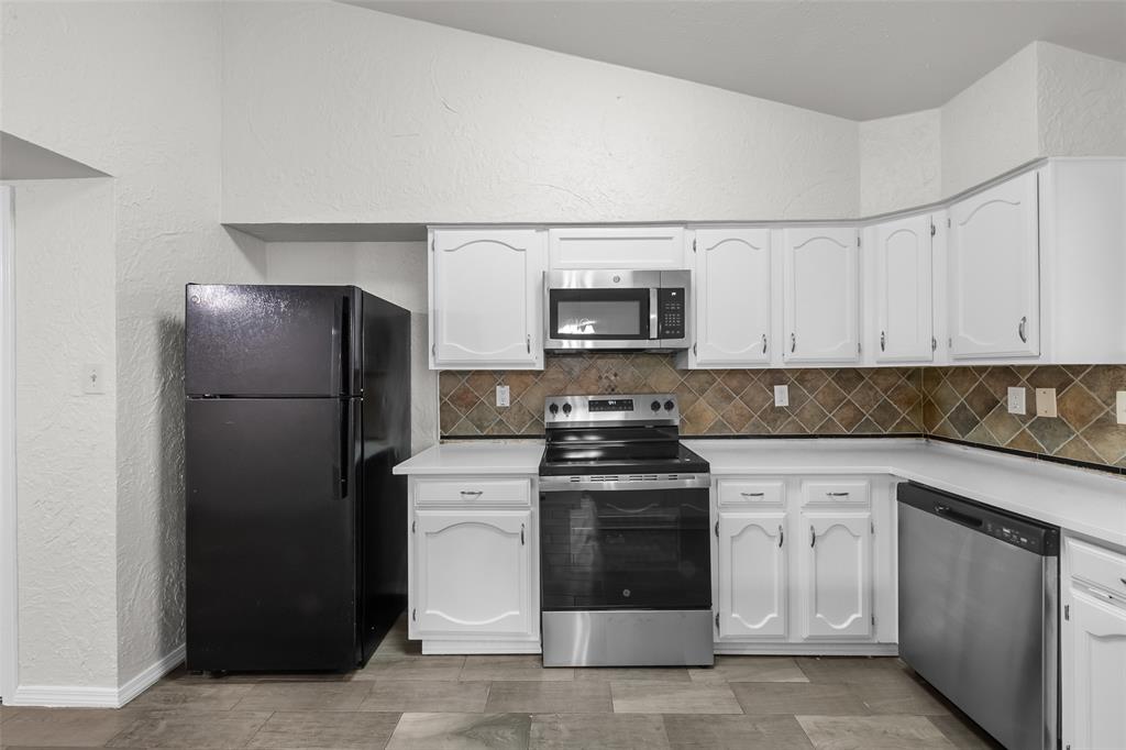 1323 Rivercrest Boulevard Property Photo 9