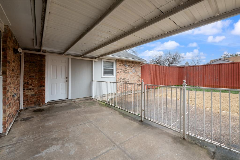 1323 Rivercrest Boulevard Property Photo 17