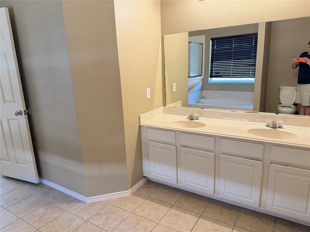 3014 Melrose Drive Property Photo 13