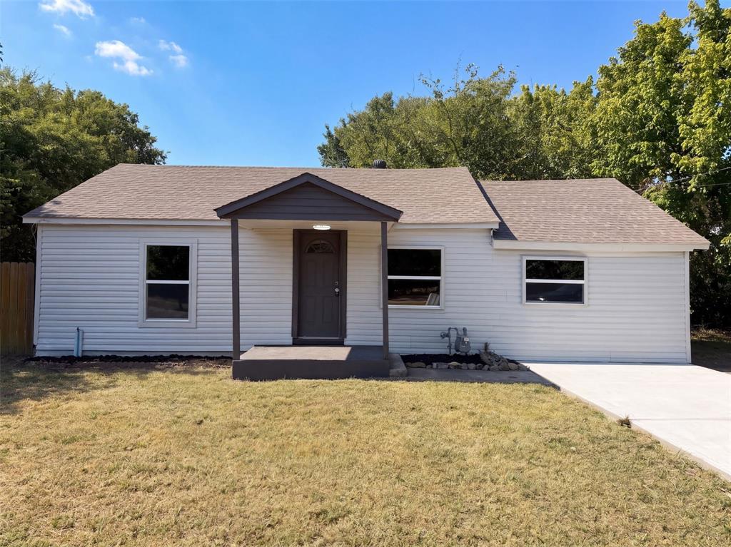 1418 Moss Street Property Photo 1