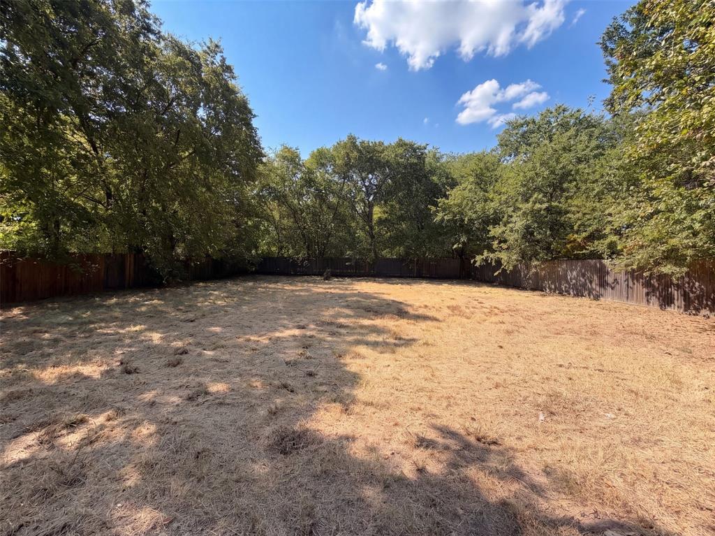 1418 Moss Street Property Photo 18