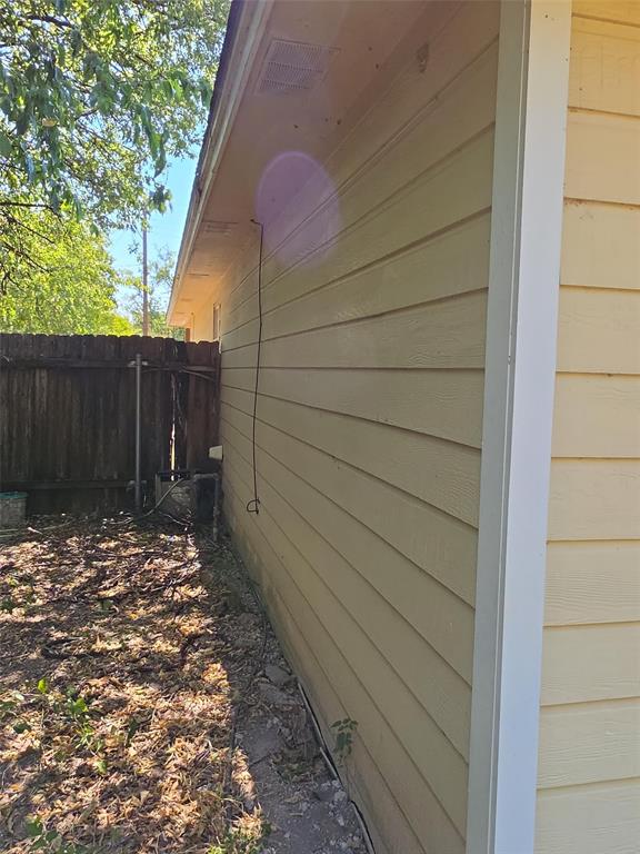 100 S 2nd Street Property Photo 2