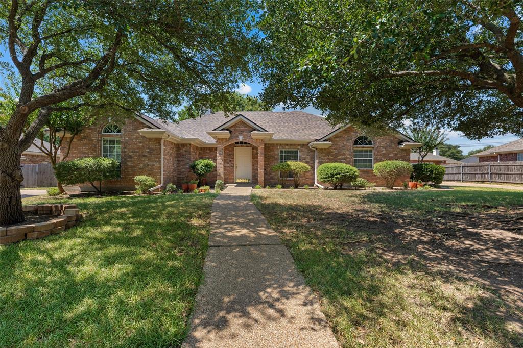 1209 Heatherwood Property Photo 1