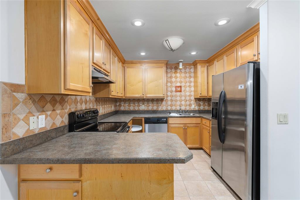 189 Abby Road Property Photo 8