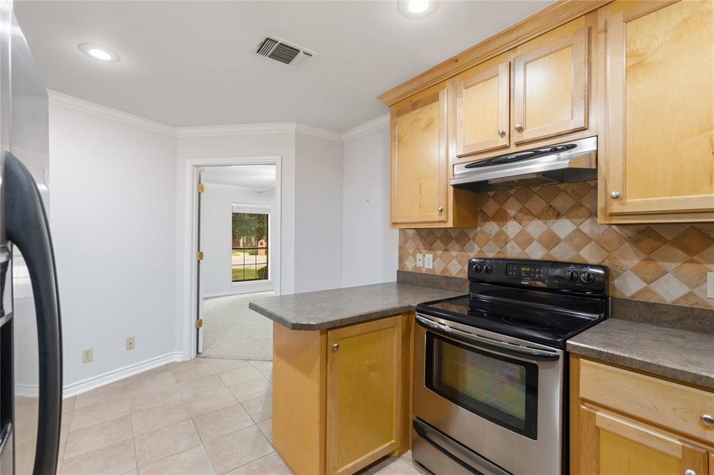 189 Abby Road Property Photo 10