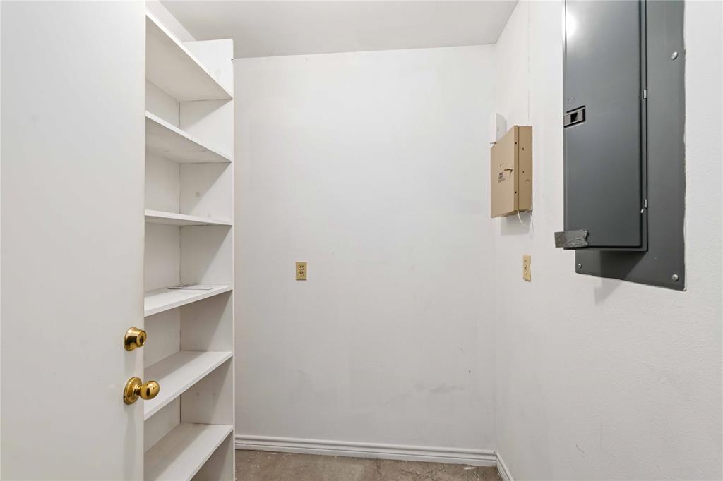 189 Abby Road Property Photo 23