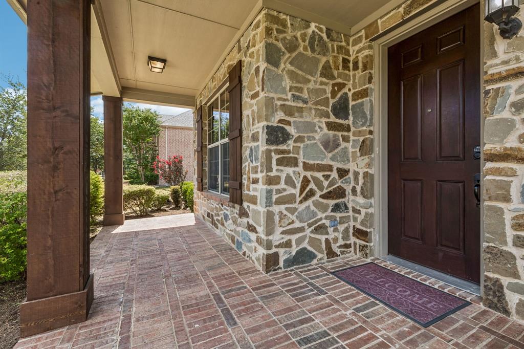 12415 Payne Street Property Photo 4