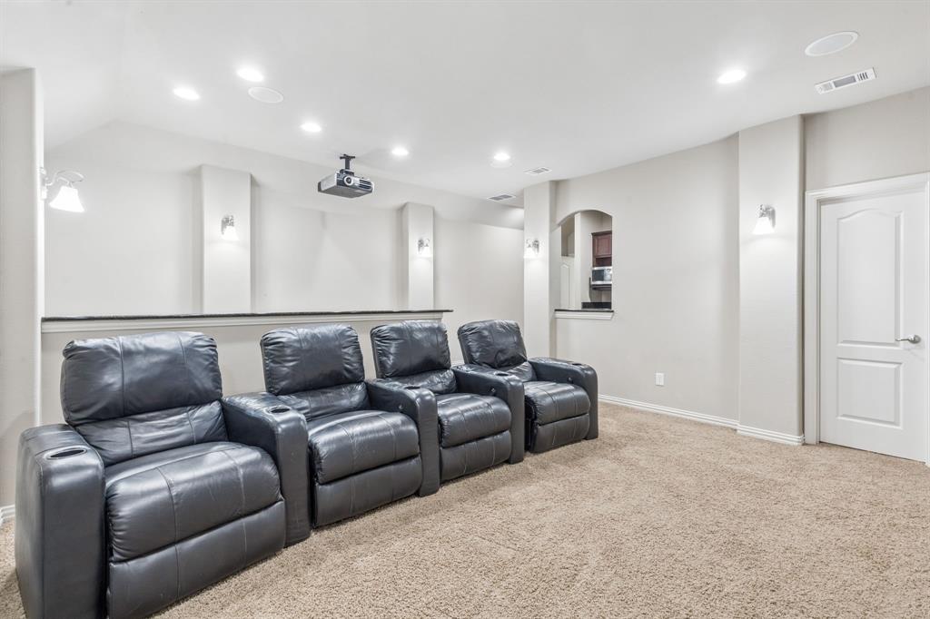 12415 Payne Street Property Photo 20