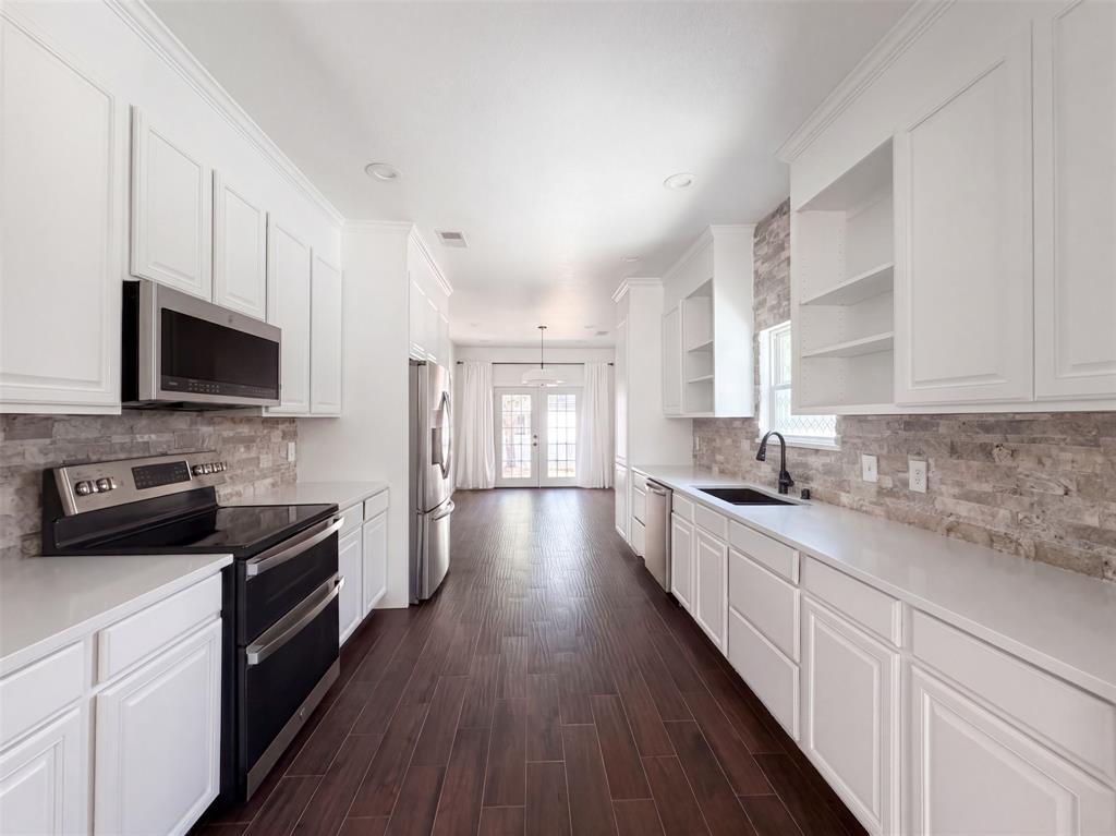 1905 Prospect Lane Property Photo 2