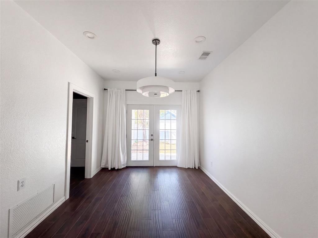 1905 Prospect Lane Property Photo 6