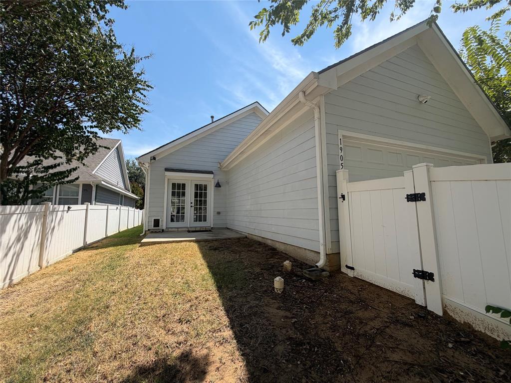 1905 Prospect Lane Property Photo 12