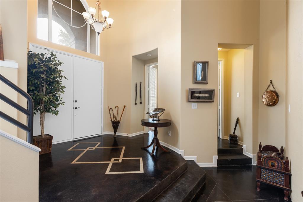 1340 Fairlakes Pointe Drive Property Photo 6
