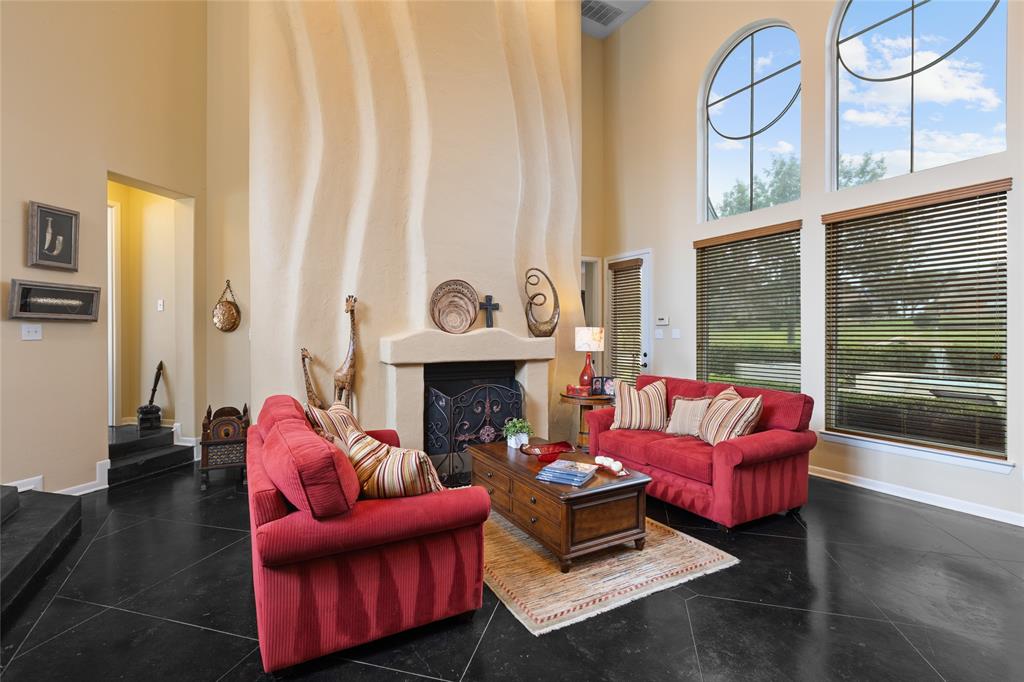 1340 Fairlakes Pointe Drive Property Photo 11