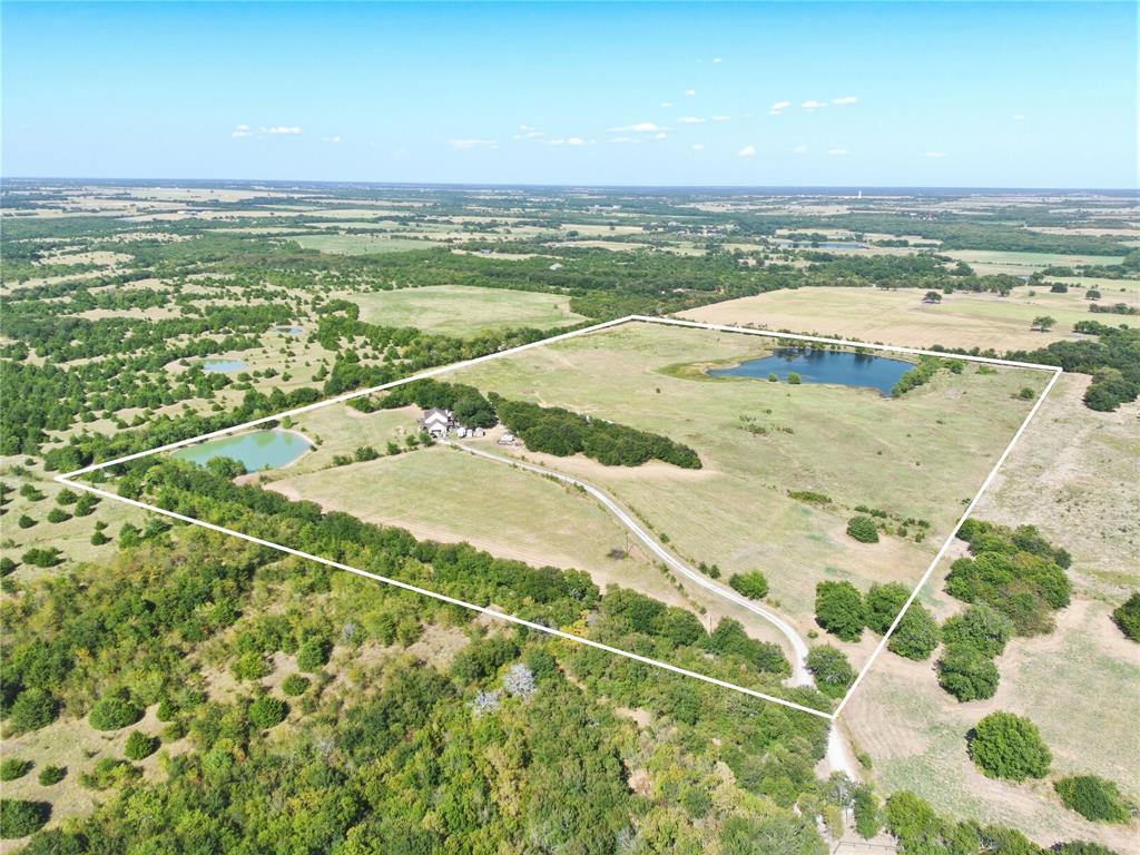 4905 County Road 1134 Property Photo 4