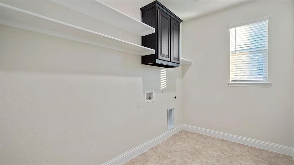 1006 Summer Grove Drive Property Photo 29