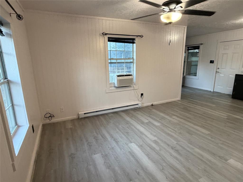 309 S Main Street Property Photo 12