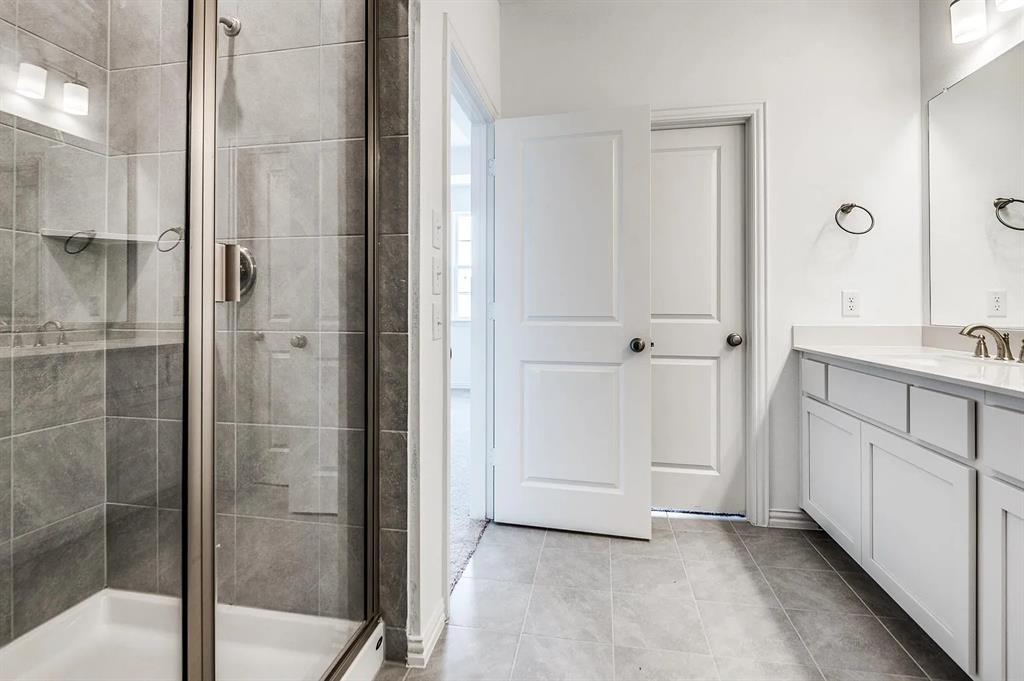 6205 Queens Path Property Photo 24