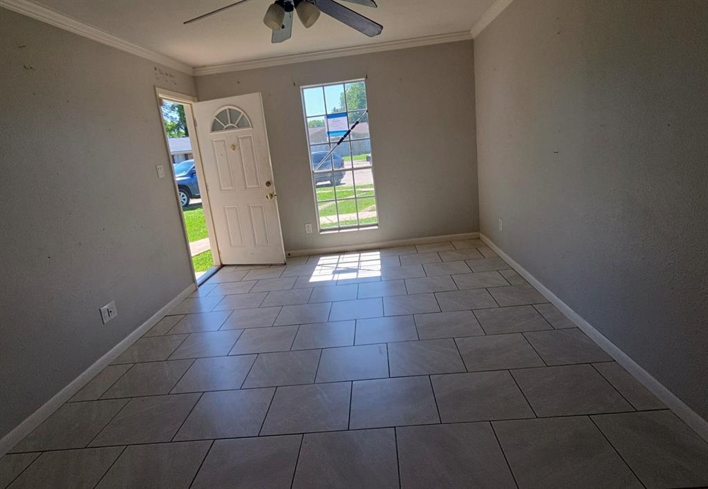4809 Orchid Circle Property Photo 4